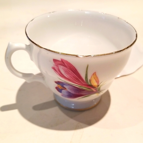 Vintage tea cup and SAUCE - Picture 5 of 12